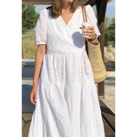 H&M White Eyelet Embroidered Midi Lined Puff Sleeve  Dress NWT Medium - Picture 1 of 5